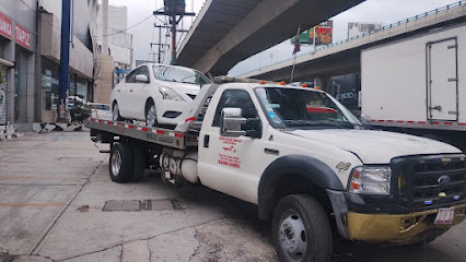 SERVICIO DE GRÚAS BRIONES